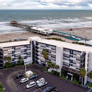 La Quinta By Wyndham Cocoa Beach Oceanfront